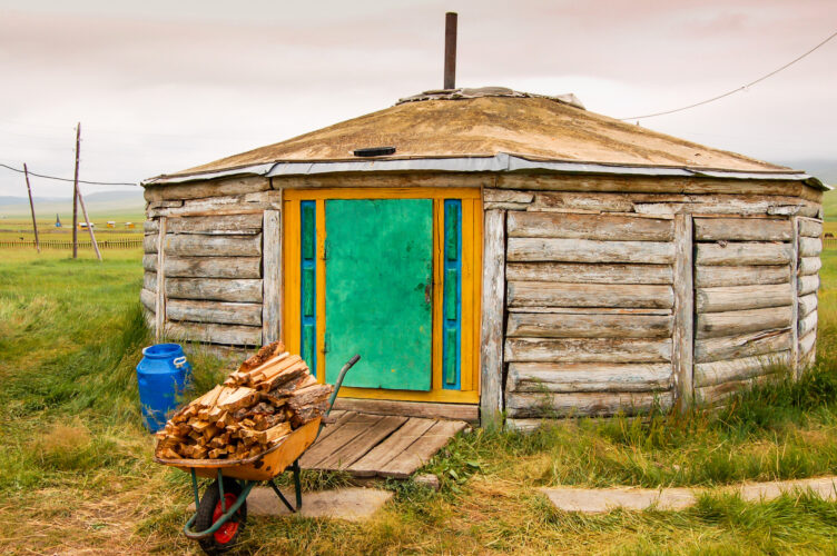 Plans to Build Your Own Yurt